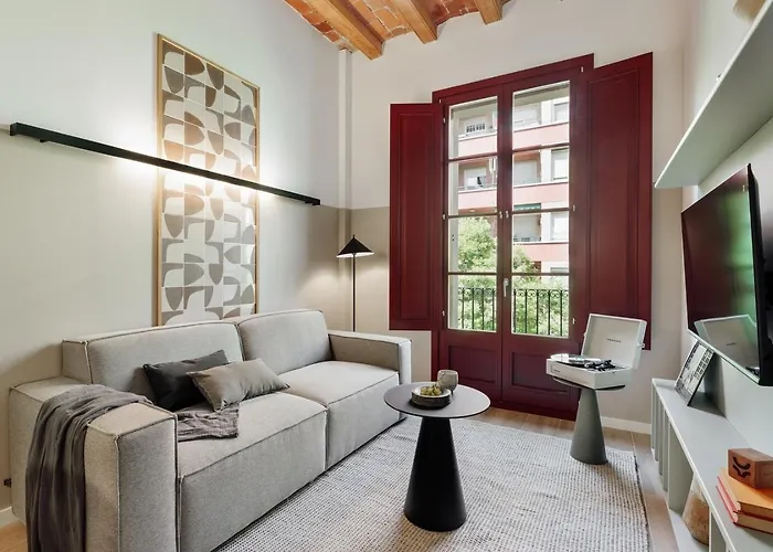 Castell - 2 Bedrooms And Balcony In Sant Antoni Barcelona